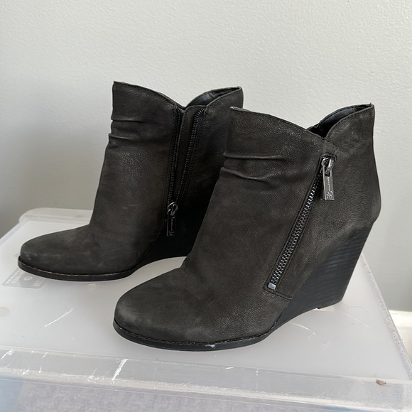 Jessica Simpson Zipper Wedge Booties - Picture 3 of 6